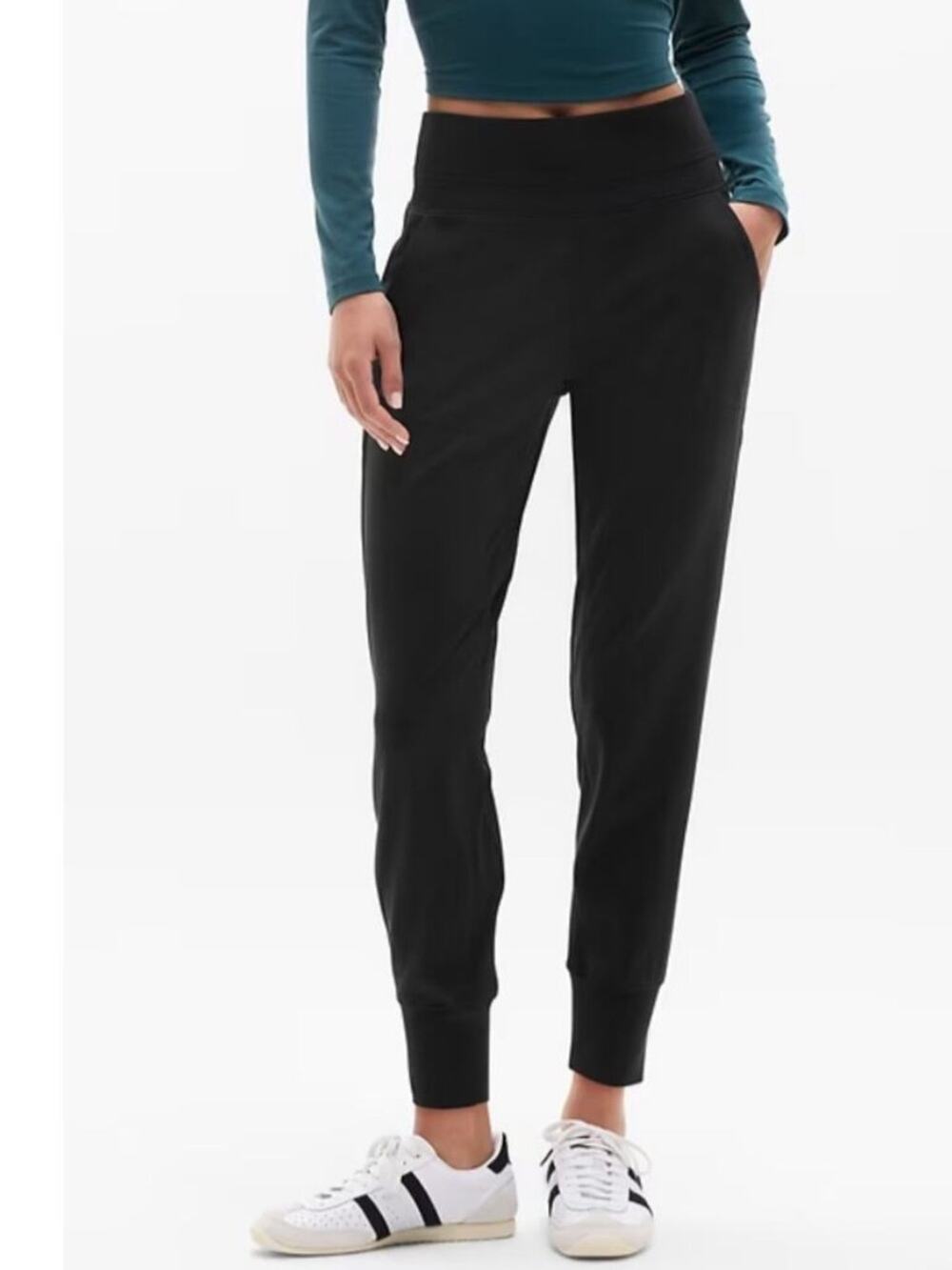 Athleta Venice High Rise Jogger 2022 Sz SMALL Solid Black Stretchy Travel Casual